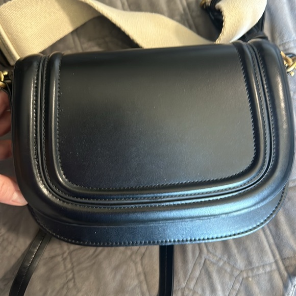 Black purse - Picture 3 of 5